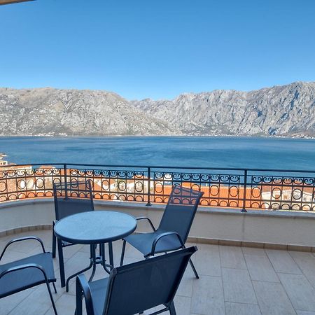 Luxurious 3-Bedroom Apartment By Mn Property Kotor Exteriör bild