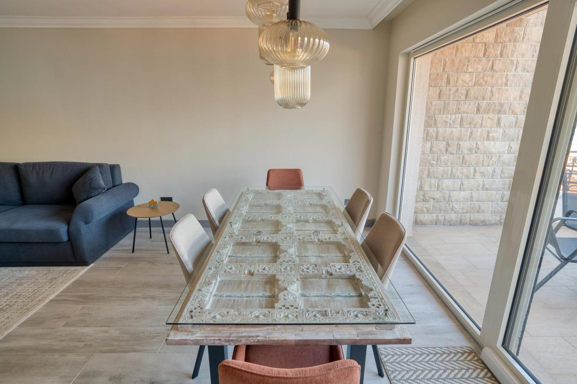 Luxurious 3-Bedroom Apartment By Mn Property Kotor Exteriör bild