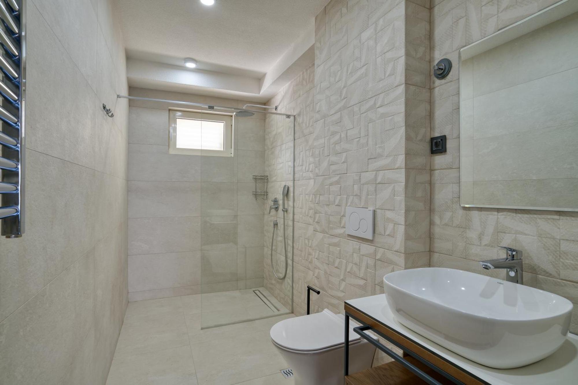 Luxurious 3-Bedroom Apartment By Mn Property Kotor Exteriör bild